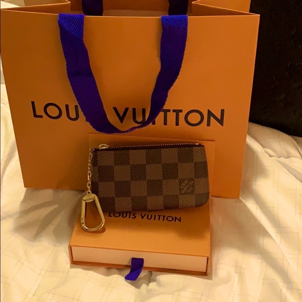 LV Key Pouch 🌟